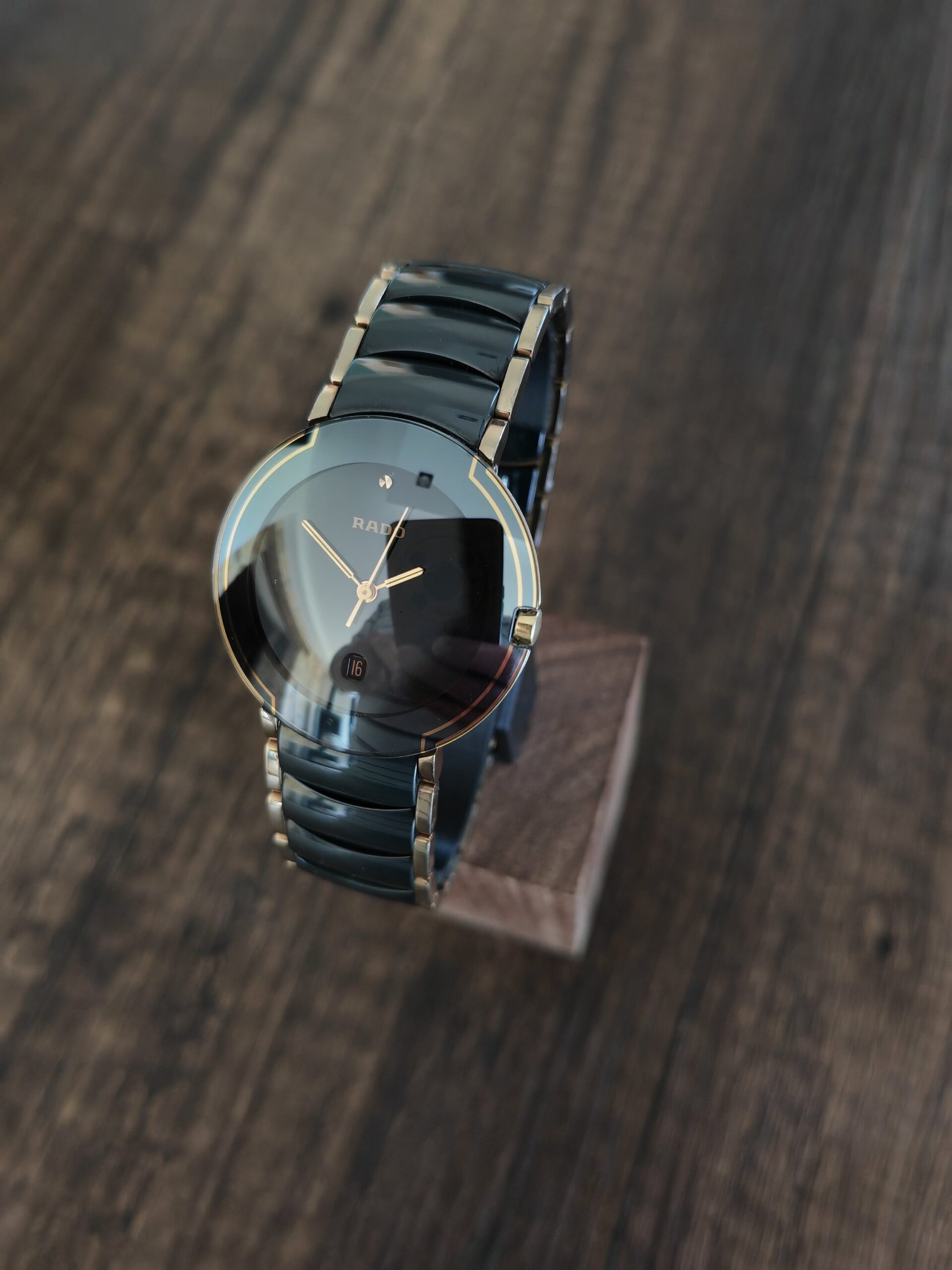 Rado Diastar coupole 32.5mm montre bracelet or/noir 2 Rado Diastar coupole 32.5mm montre bracelet or/noir – Image 2