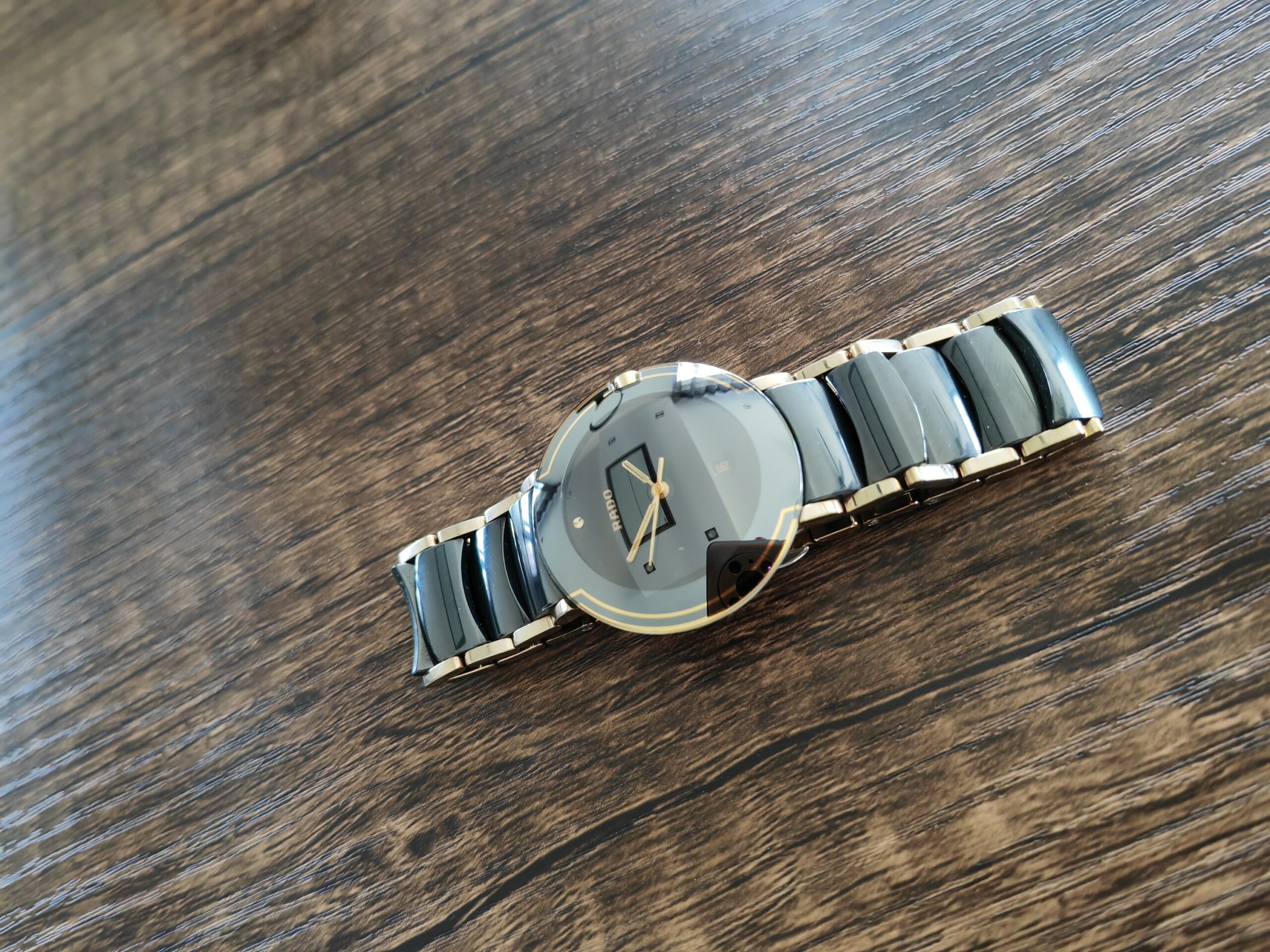 Rado Diastar coupole 32.5mm montre bracelet or/noir 9 Rado Diastar coupole 32.5mm montre bracelet or/noir – Image 9