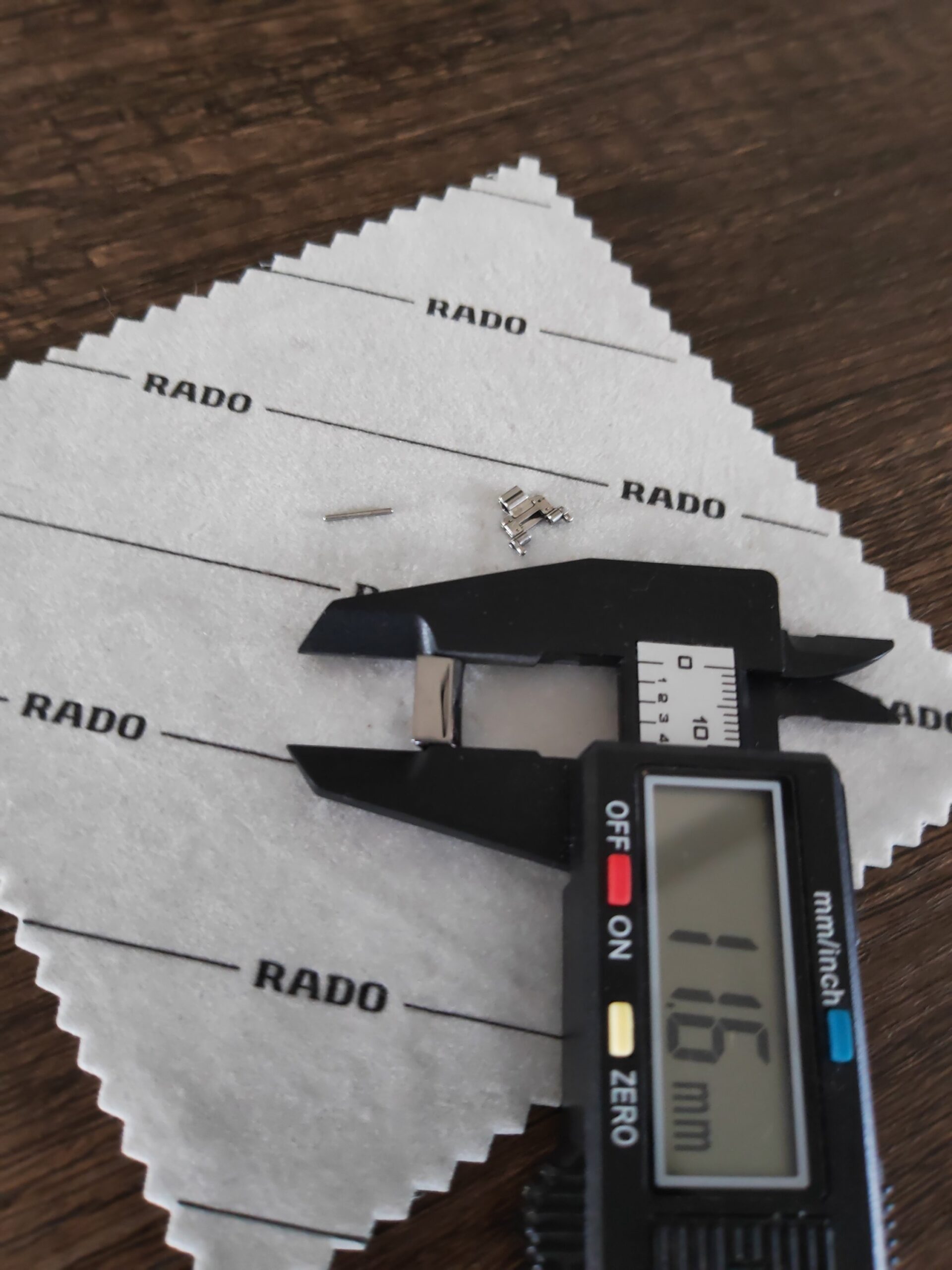 Rado maillon cerix 12 mm argent 5 Rado maillon cerix 12 mm argent – Image 5