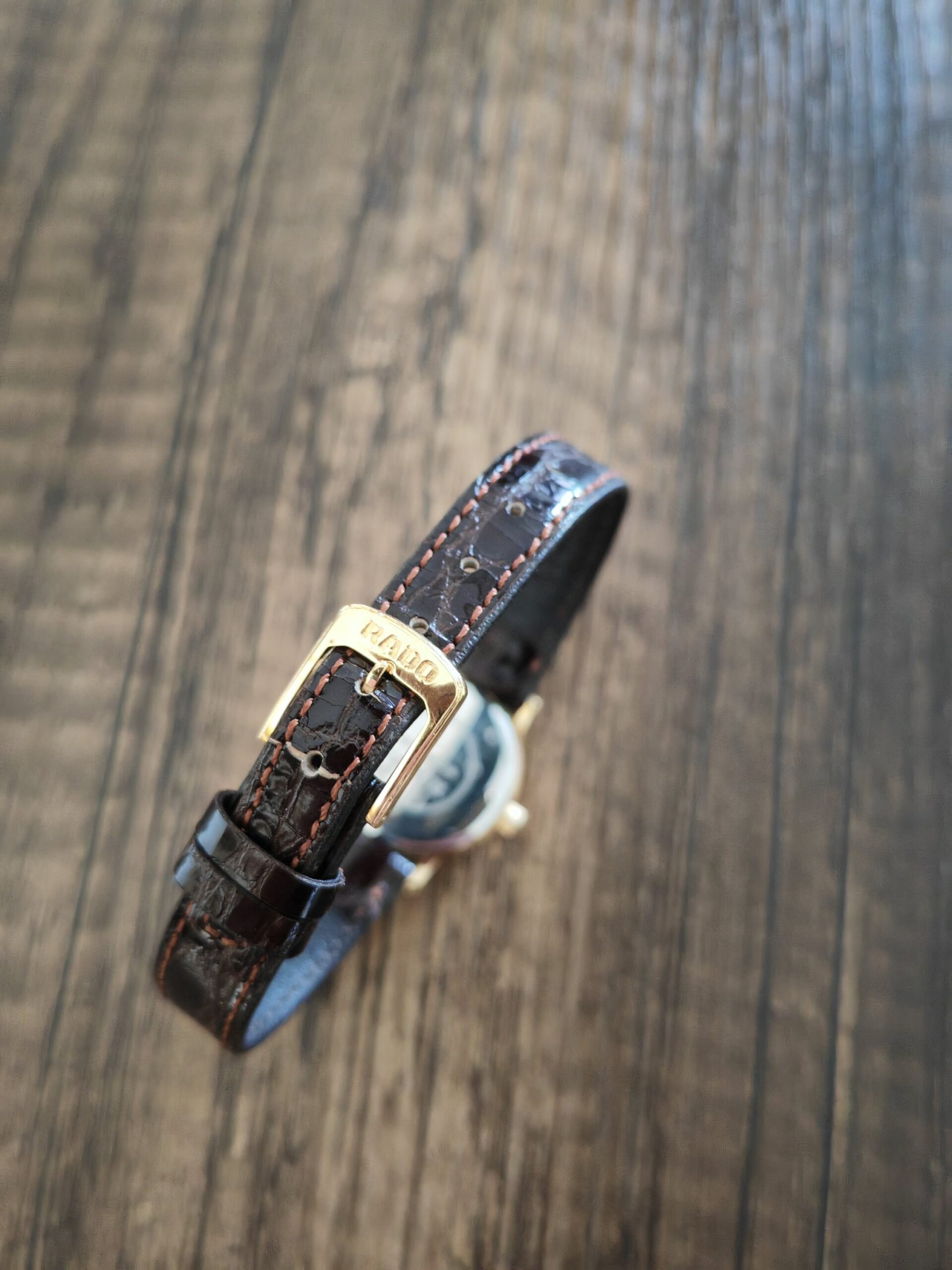 Rado vintage 22 mm cadran or 205.9505.2 7 Rado vintage 22 mm cadran or 205.9505.2 – Image 7