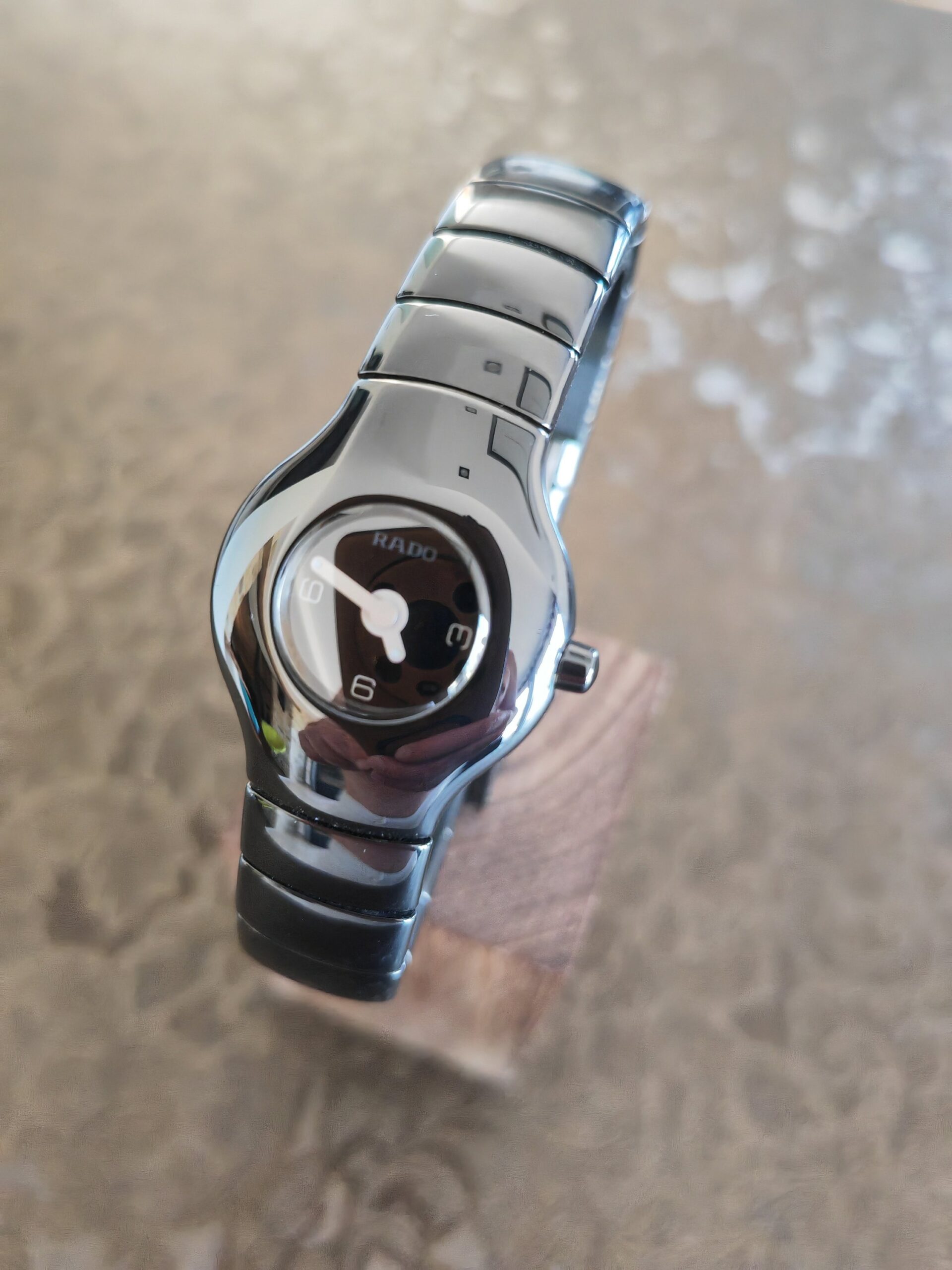 Rado Xeramo 25mm 154.0454.3 noire pour femme / 2 1 rado xeramo saphir
